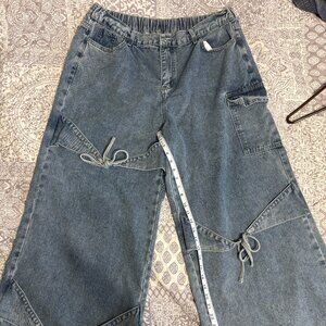 Romwe Denim Jeans with Bow detail in Women's Size 2XL